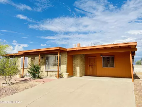 5689 S Cassia Way, Tucson, AZ 85706