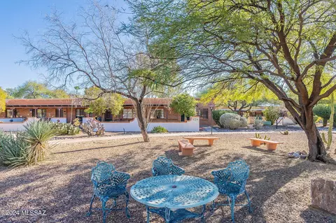 457 S Paseo Quinta #D, Green Valley, AZ 85614