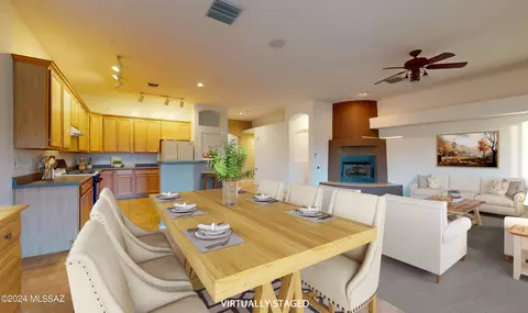 Dining - 10490 E Bishop Ln, Vail, AZ 85641 photo 1 of 1