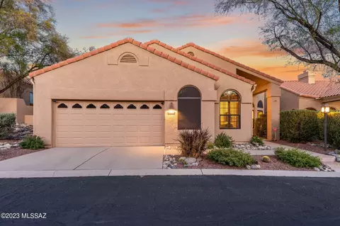 6060 N Coatimundi Dr, Tucson, AZ 85750