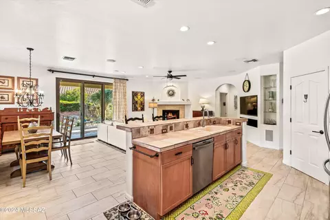 7331 E Vactor Ranch Trl, Tucson, AZ 85715