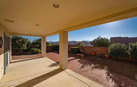 843 W Welcome Way, Green Valley, AZ 85614
