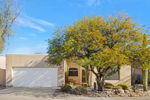 465 E Wine Plum Dr, Tucson, AZ 85704