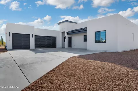 5779 W Saguaro Dream Trl, Tucson, AZ 85742