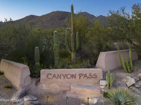 15301 N Dove Canyon Pass, Marana, AZ 85658