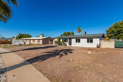 6741 E David Dr, Tucson, AZ 85730 photo 5