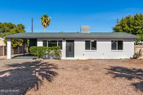 6741 E David Dr, Tucson, AZ 85730