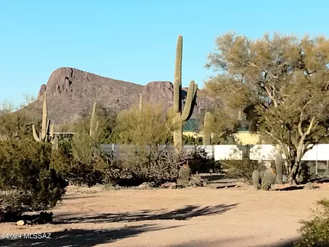 6535 N Hot Desert Trl, Tucson, AZ 85743