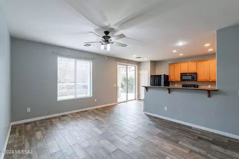 Living - 6979 S Catchfly Ct, Tucson, AZ 85756 photo 1 of 1