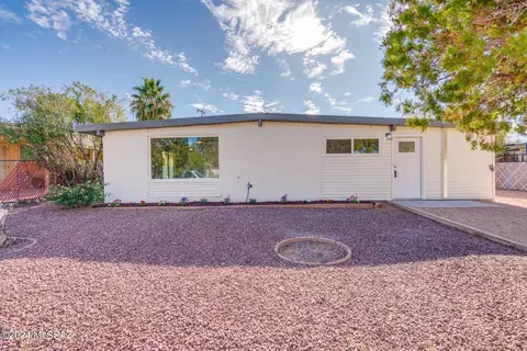 6624 E 39th St, Tucson, AZ 85730