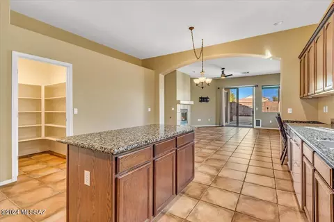 12511 E Rust Canyon Pl, Vail, AZ 85641 photo 5