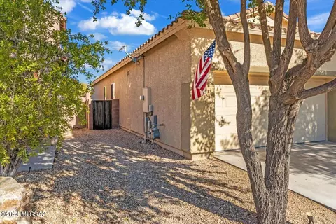 12511 E Rust Canyon Pl, Vail, AZ 85641 photo 2