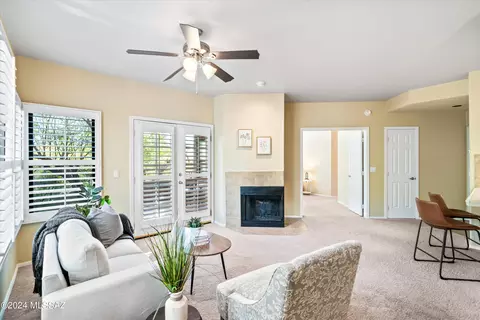 6655 N Canyon Crest Dr #15204, Tucson, AZ 85750