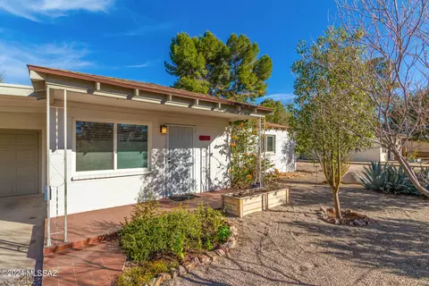 5621 E Lester St, Tucson, AZ 85712