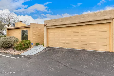 2041 N Camino Alicante, Tucson, AZ 85715