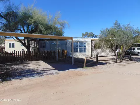 6141 N Elm Tree Ln, Tucson, AZ 85741