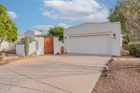 2775 S Fade Dr, Green Valley, AZ 85614