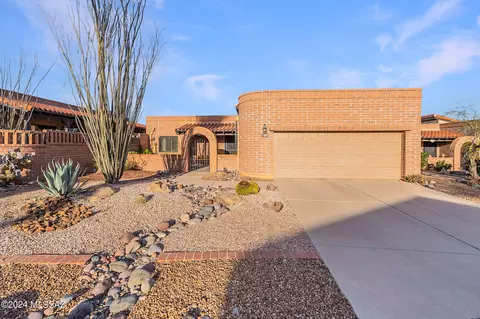 1900 W Via De La Gloria, Green Valley, AZ 85622