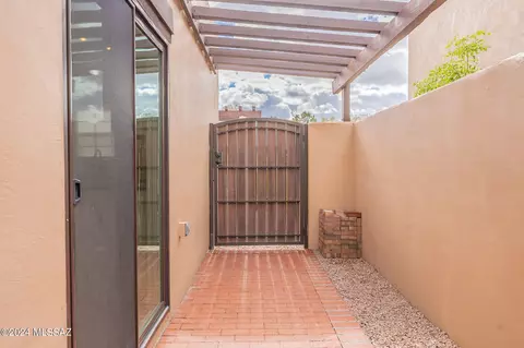 5411 E Francisco Loop, Tucson, AZ 85712 photo 36