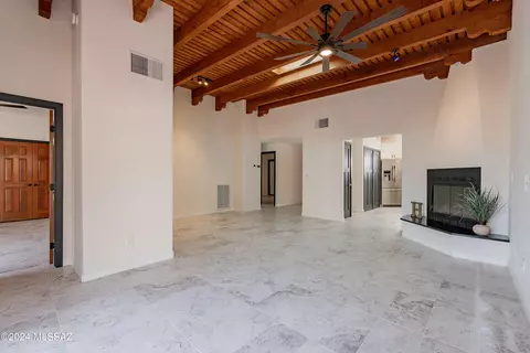 5411 E Francisco Loop, Tucson, AZ 85712 photo 4