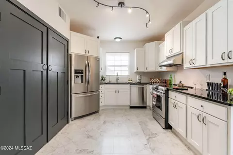 5411 E Francisco Loop, Tucson, AZ 85712 photo 12