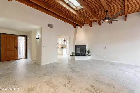 5411 E Francisco Loop, Tucson, AZ 85712 photo 6