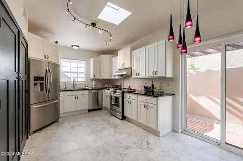 5411 E Francisco Loop, Tucson, AZ 85712 photo 17