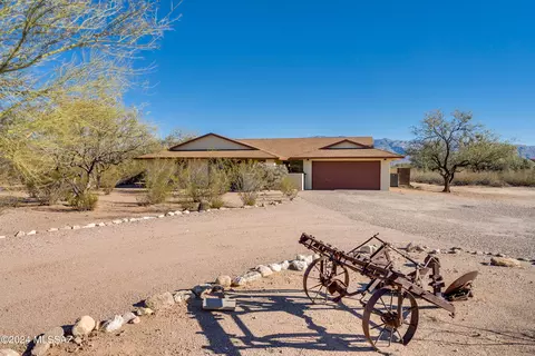 3540 N Lynford Pl, Tucson, AZ 85749