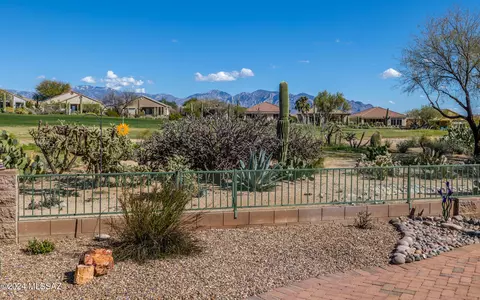 13070 N Desert Flora Ln, Marana, AZ 85658
