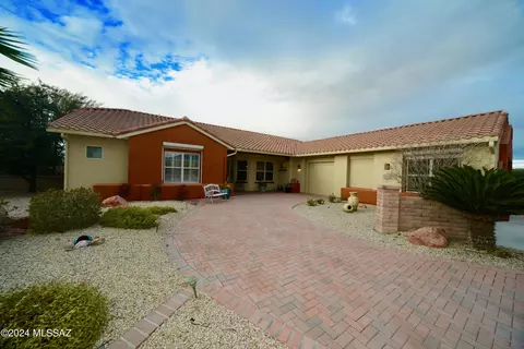 4604 S Moon River Pl, Green Valley, AZ 85622