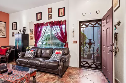 10575 E Seven Generations Way, Tucson, AZ 85747 photo 9