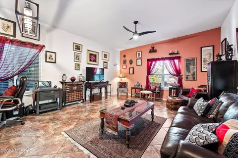 10575 E Seven Generations Way, Tucson, AZ 85747 photo 8