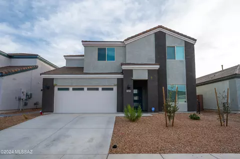 12744 E Russo Dr, Vail, AZ 85641