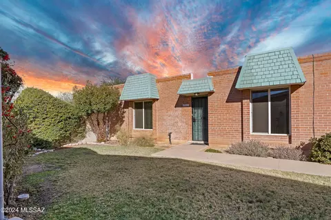3417 E Seneca St, Tucson, AZ 85716