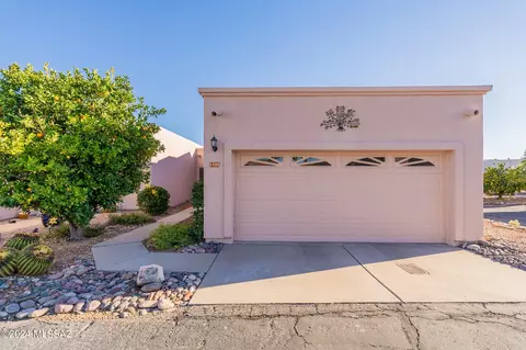 1796 N Rio Mayo, Green Valley, AZ 85614