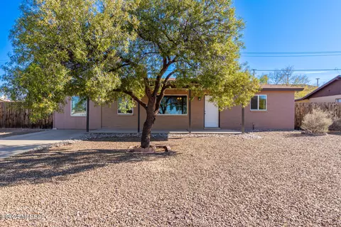 1221 S Rook Ave, Tucson, AZ 85711
