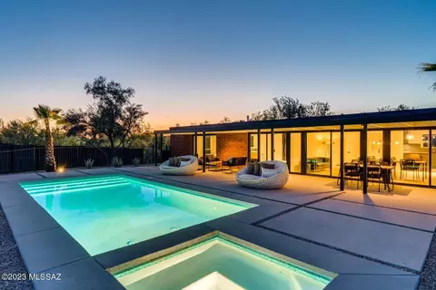 4230 N Via Raposa, Tucson, AZ 85718