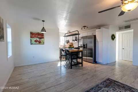 Kitchen - 4244 E Seneca St, Tucson, AZ 85712 photo 2 of 8