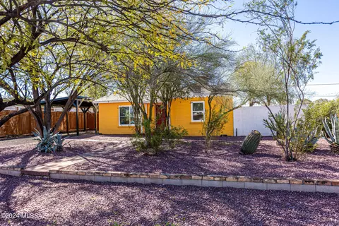 Exterior - 4244 E Seneca St, Tucson, AZ 85712 photo 4 of 15