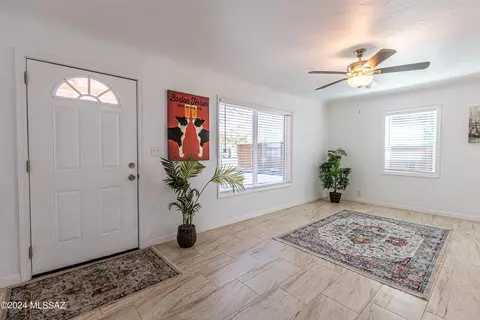 Entry Way - 4244 E Seneca St, Tucson, AZ 85712 photo 1 of 4