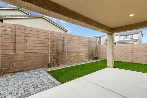 Exterior - 12728 E Lightning Ranch Ln, Vail, AZ 85641 photo 5 of 6