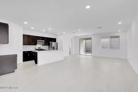 Living - 12728 E Lightning Ranch Ln, Vail, AZ 85641 photo 1 of 2