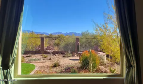 13194 N Pier Mountain Rd, Marana, AZ 85658