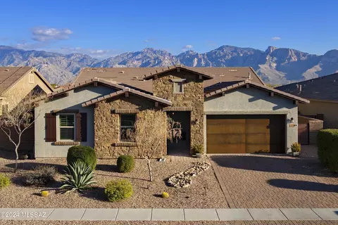 13206 N Fluffgrass Pl, Oro Valley, AZ 85755