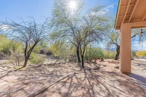 4730 W Latchstring Ct, Tucson, AZ 85741 photo 18