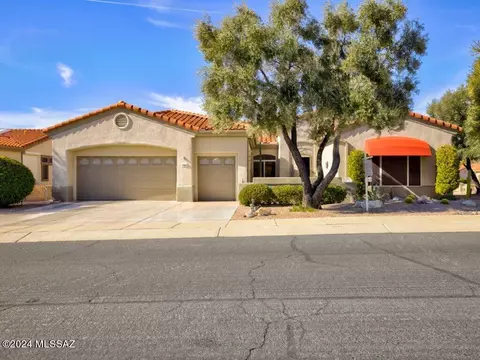 13917 N Buckingham Dr, Oro Valley, AZ 85755