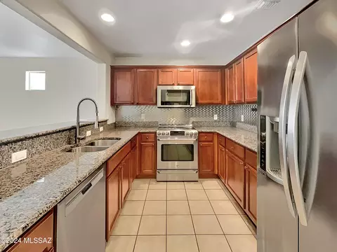 10614 E Pleasant Pasture Dr, Tucson, AZ 85747 photo 5
