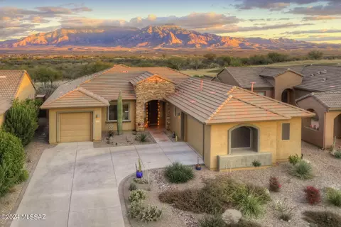 5715 S Atascosa Peak Dr, Green Valley, AZ 85622
