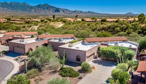 1921 W Via Del Picamaderos, Green Valley, AZ 85622