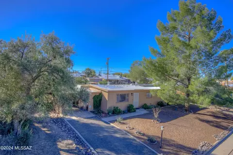 7316 E Calle Arturo, Tucson, AZ 85710
